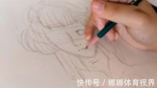 小罗|育儿专家:孩子聪不聪明,从他的“手”就能看出来,抓紧验证