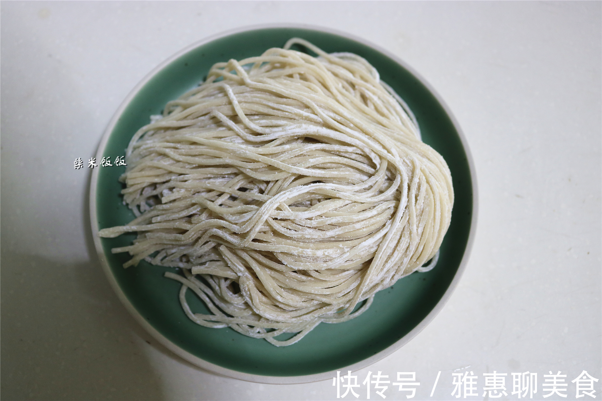 面条|早餐吃不够，晚餐还想吃，这碗面我家一周做5次，连汤也喝光
