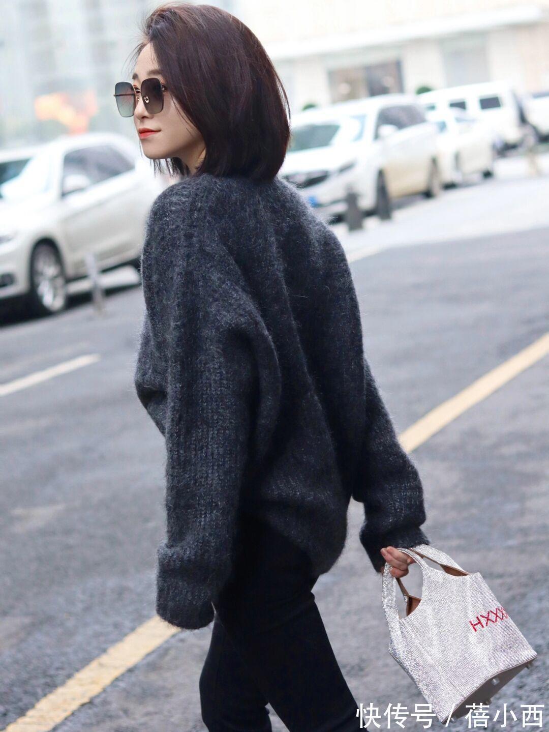 春天 毛衣真是春天必备单品,实用又舒适,搭配好再也不用担心穿衣难