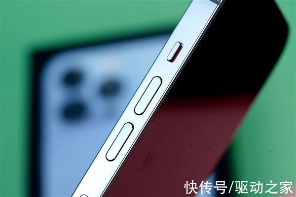 gpu|120Hz高刷终于来了！iPhone 13 Pro远峰蓝512GB开箱图赏