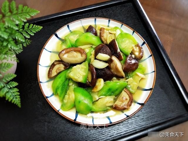 吃了30年丝瓜，这种做法最营养！只要5分钟，鲜味十足可口下饭