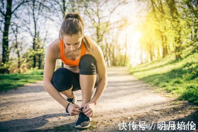 效果好|“走路也能减肥”的4个技巧,边走边瘦,消耗多余卡路里