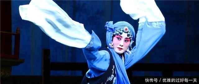 锁麟囊:麟儿哪有神送到,积德才生玉树苗