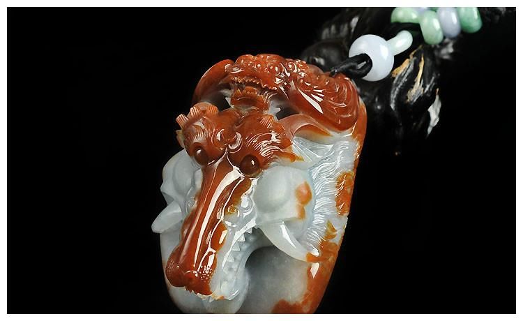 什么是精品翡翠