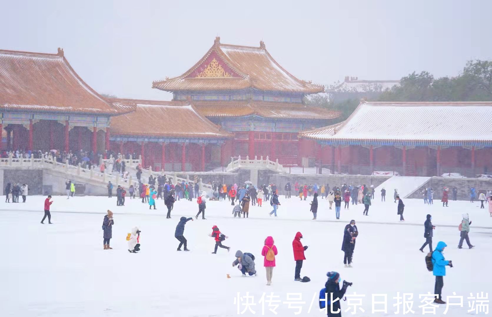 故宫博物院|北京初雪，故宫博物院成市民首选古都雪景打卡地