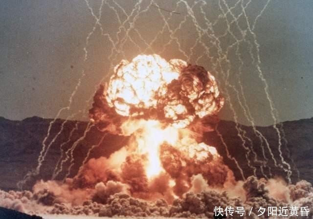 距离|原子弹爆炸时,跳进水里能保住性命吗?日本人用亲身体验给出答案