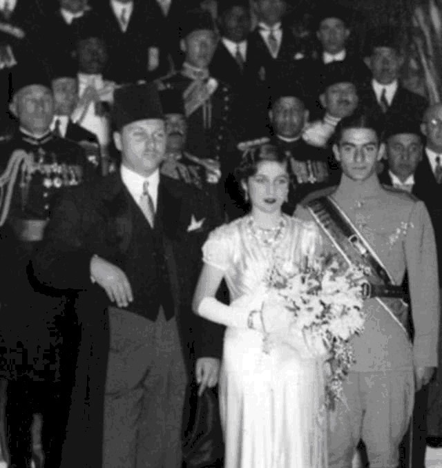 法丝亚公主|她风华绝代，颜值不输费雯丽，贵为埃及公主伊朗王后，却晚景凄凉