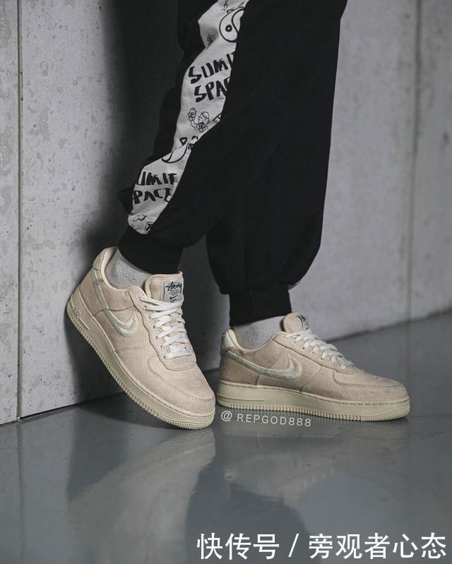 下月狠货数不过来!Yeezy红字、自动系带AJ