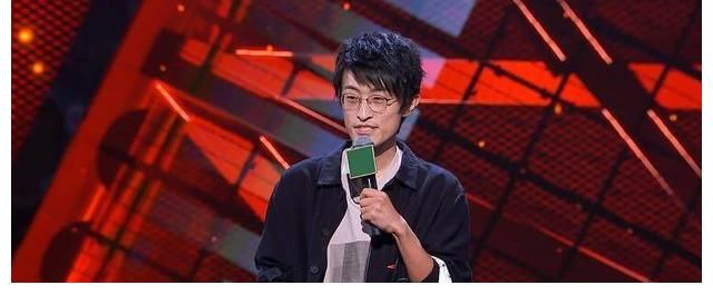 颜怡|《脱口秀大会4》王勉宣布退赛成全杨蒙恩,黑马四人已经淘汰俩