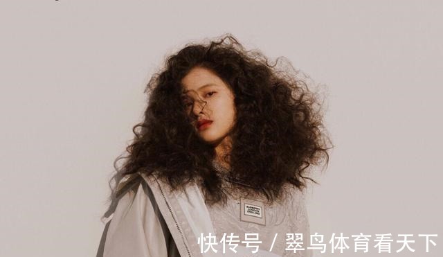 余诗曼|女人不想被叫大妈,尽量别留这4种“发型”,难看又俗气,贼招人烦!