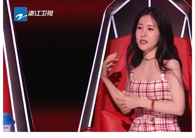 存在感|中國好聲音：小導師表現各不同，黃霄云存在感較低，張碧晨很自然