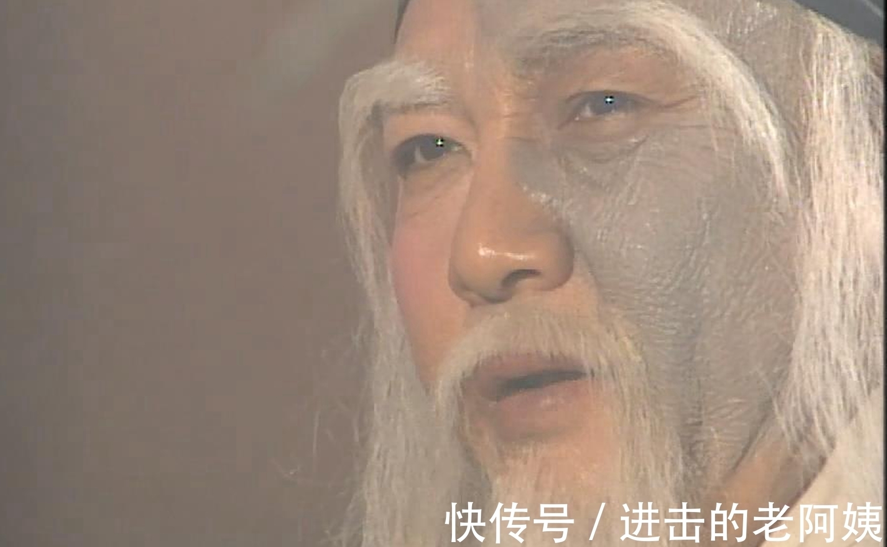 枯荣大师#天龙八部中,枯荣大师武功如何,是一僧二挂三老四绝外第一人吗?