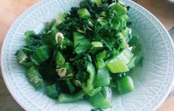 菜味道|炒好的菜太咸了,别只会加水用上这几招,菜不咸更美味