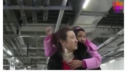 城市媽媽|她是《變形計》最“幸運”女孩，被城市媽媽收養，如今生活幸福