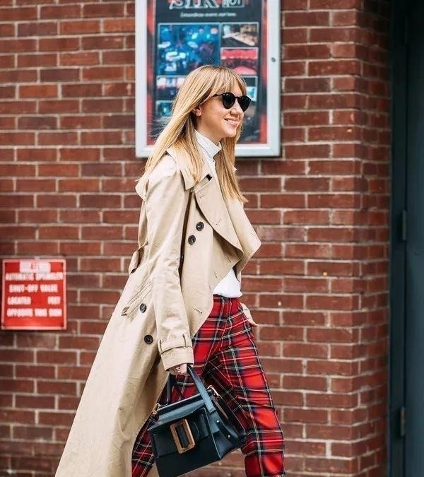 层次感 “阔腿裤”大势已去,今年流行用这条裤子配风衣,时髦显瘦又洋气