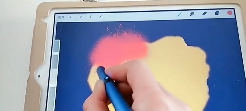 平板&美术生拿平板作画,以为是开玩笑,作品完成后:美出新境地!