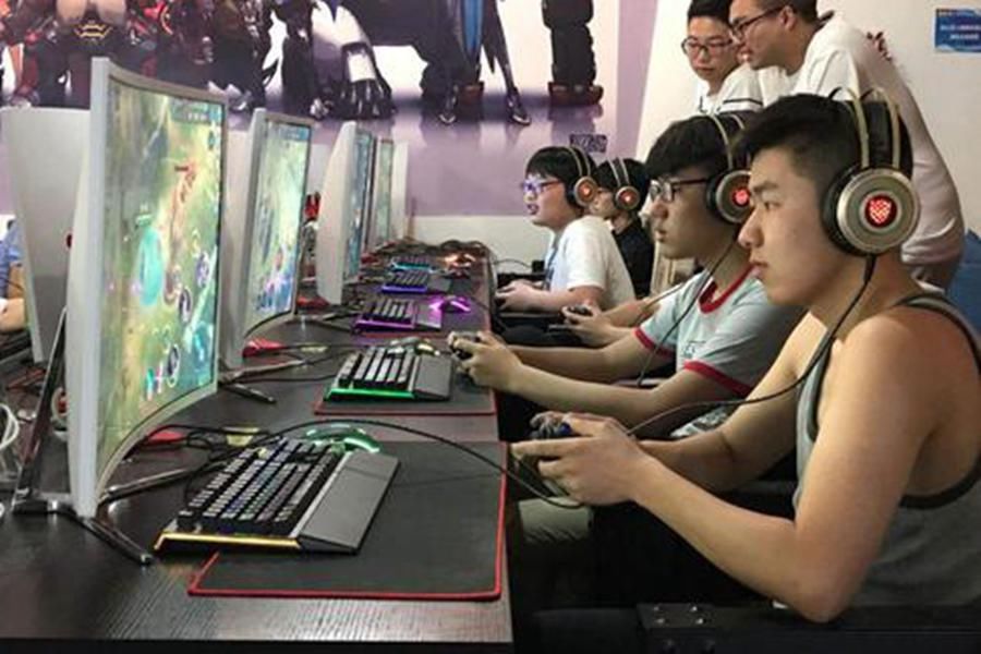 鲁班来|王者荣耀：“鲁班必须死”偷的是LOL提莫的梗？玩过dota的人笑了
