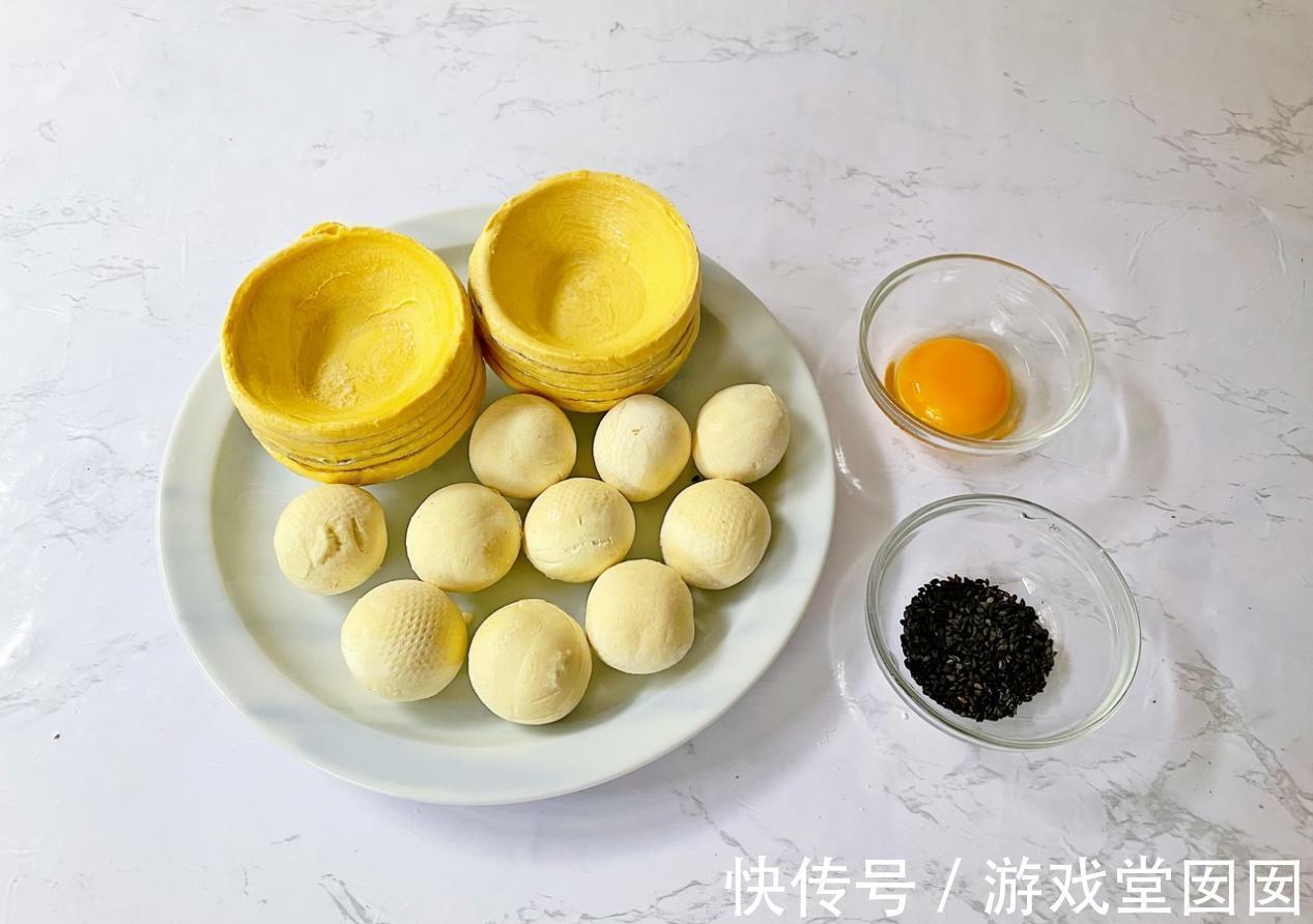 汤圆别再煮着吃了,大雪过后换种做法,外酥里糯,大人孩子都爱吃