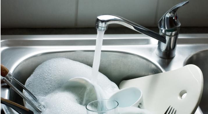 添麻烦|“洗碗习惯”,或给身体添麻烦,很多家庭中招,为健康别忽视