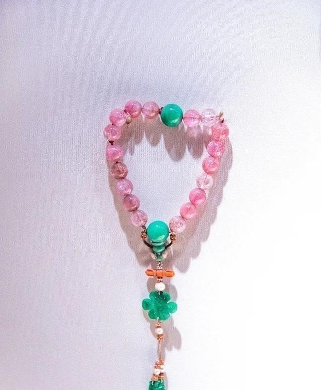 首饰 清朝的首饰比现代还时尚,鸽子蛋钻戒翡翠耳环样样有