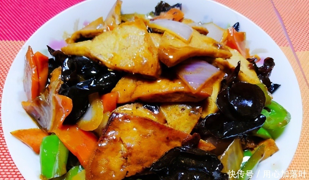 老人|豆腐这样做,简单快捷,好吃还下饭,四季可食,老人小孩都喜欢吃!