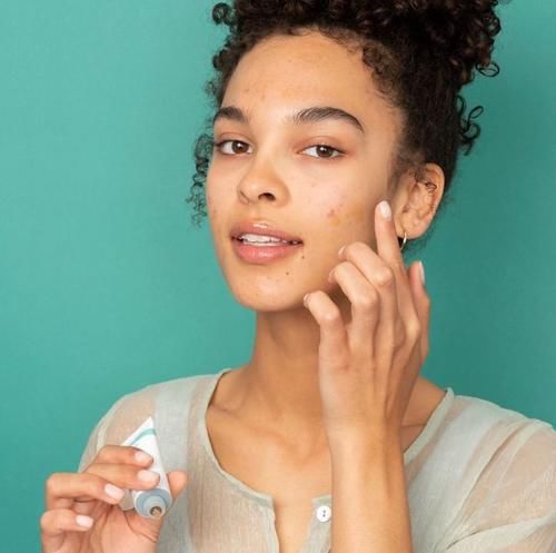 抗老产品真不是越多越好，牢记这几点：护肤越精简，越有效