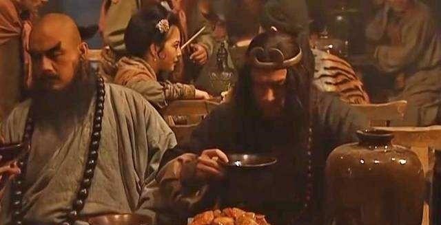 中国古代&水浒里绿林好汉“来二斤牛肉”的情况会发生么浅谈古代牛的地位!