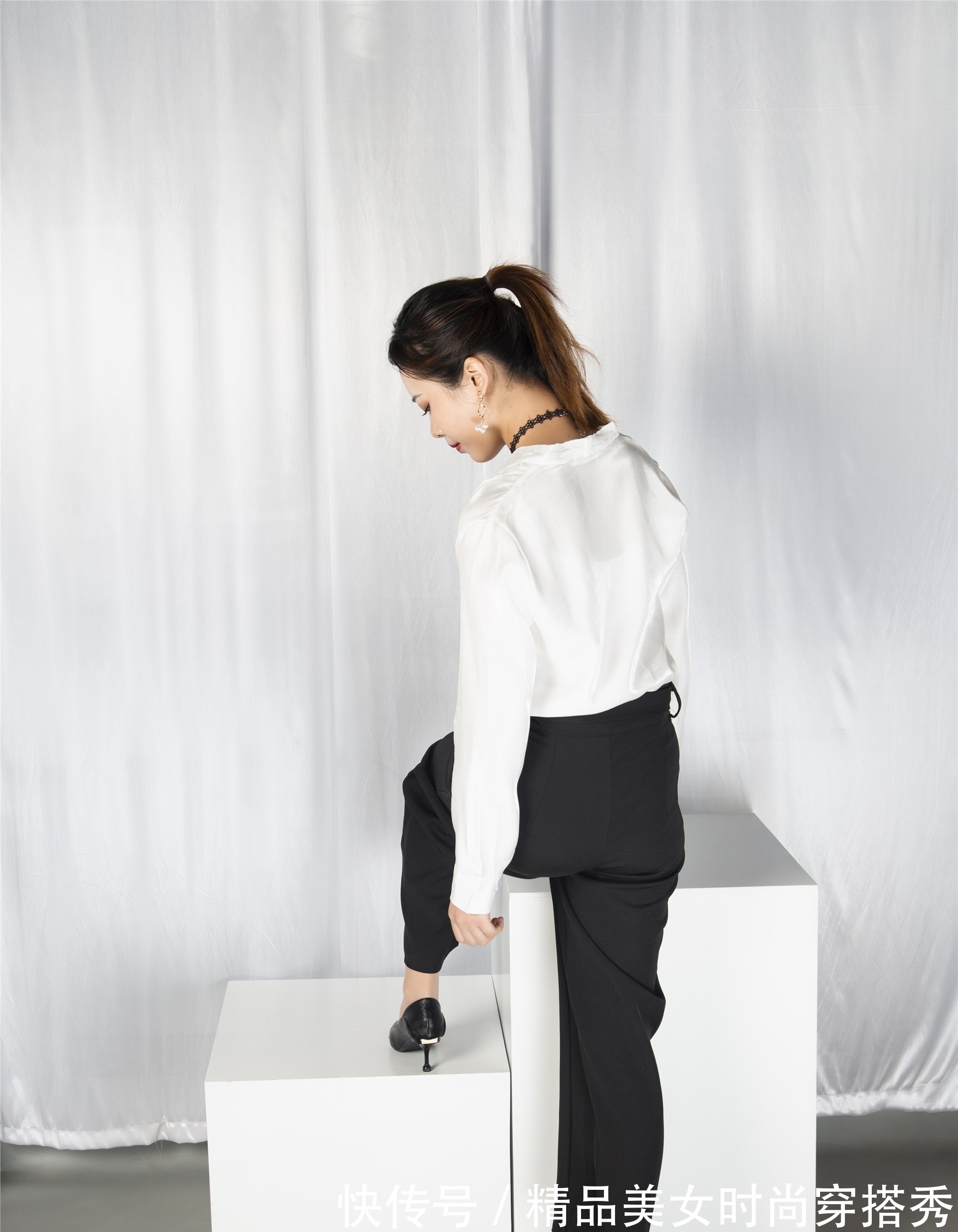 干练|简约中带点个性，让你的职场穿搭与众不同
