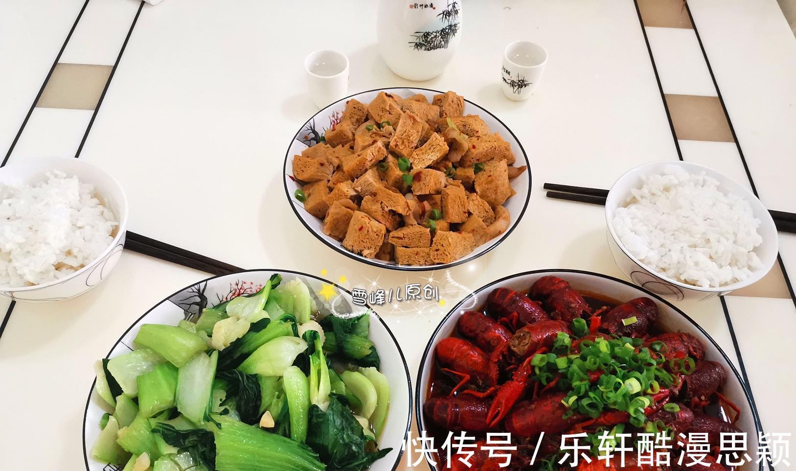 冻豆腐|我家午餐3道菜，花了20块钱，老两口吃得连汤都不剩，网友馋了