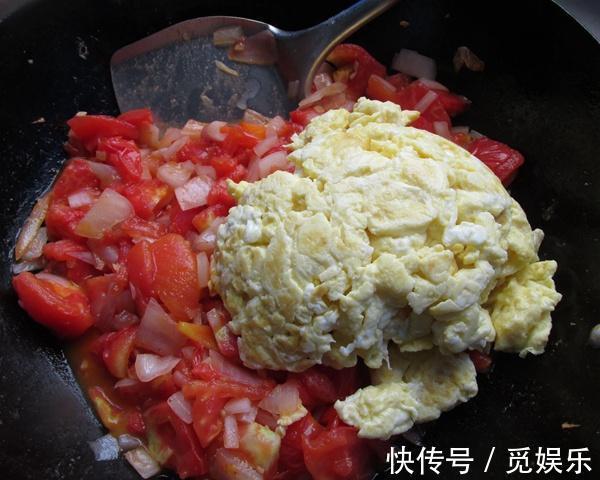 洋葱|它是对女性最好的蔬菜,隔三差五吃一点,脂肪不见了,皮肤更细腻