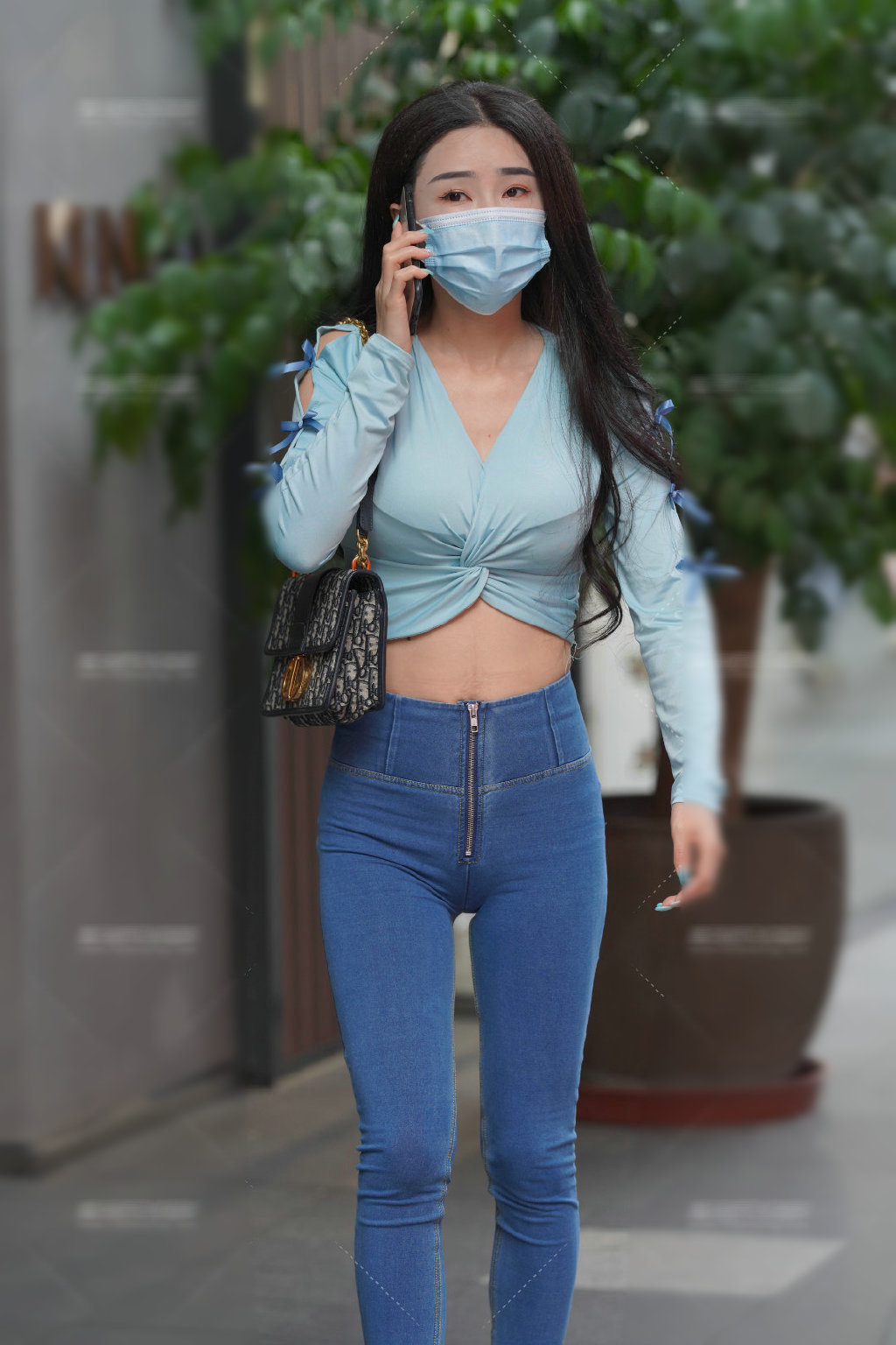 衬衫|灰色连衣裙给人眼前一亮的感觉, 百搭且实穿, 谁穿谁洋气