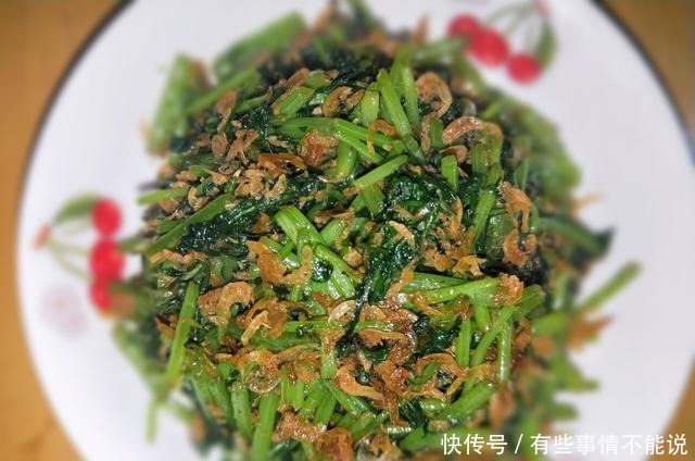 天冷了,常吃它,有润肺止咳功效,我家一周吃四次