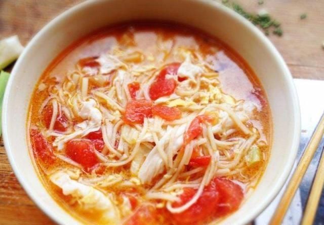 做西红柿打卤面记住这几个步骤，我们自己在家也可以当“大厨”