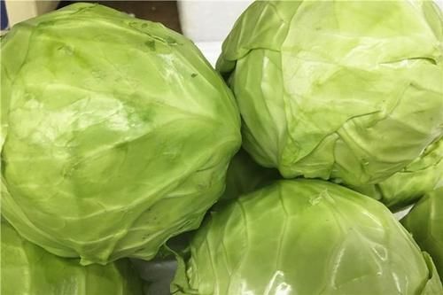 女性|女性40岁后，体内雌激素会加速减少，吃哪些食物能补回雌激素？