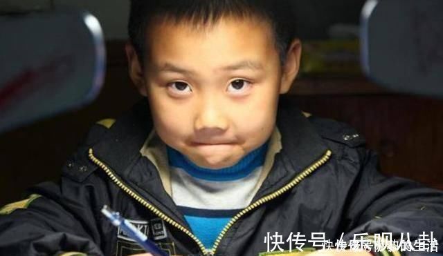 试卷|小学生因99分试卷成网红,看到唯一扣分题,网友懂得太多了