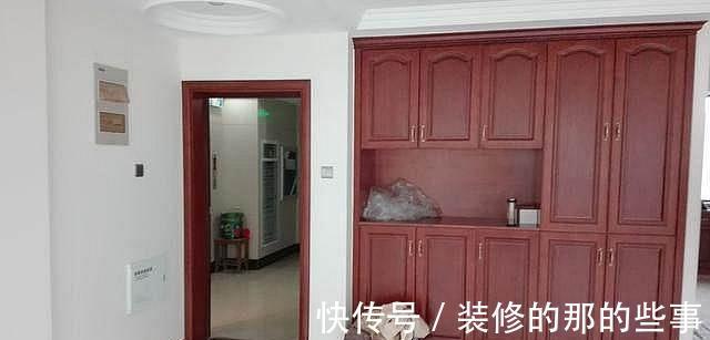 买套180平的大房子，朋友们个个羡慕不已，可如今却成为了笑话