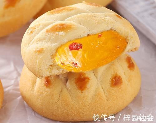 再见了，奥利奥，比如今天给大家推荐的这三款饼干，好吃性价比又高，关键低脂低卡