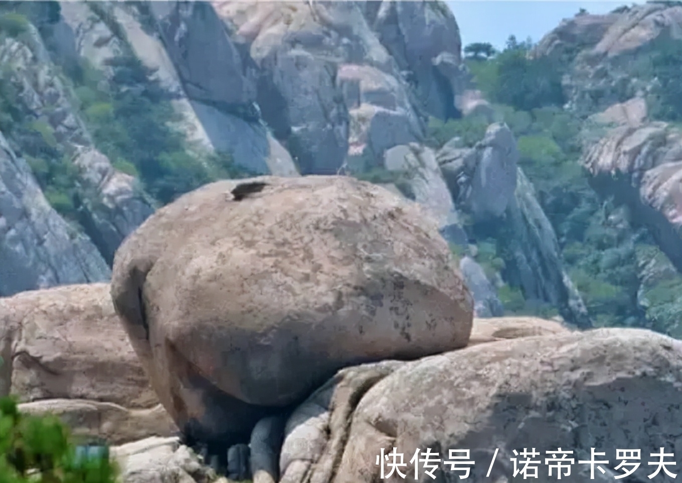 女娲蛇躯#伏羲女娲是否真实存在?深度解析《山海经》,发现其中秘密!