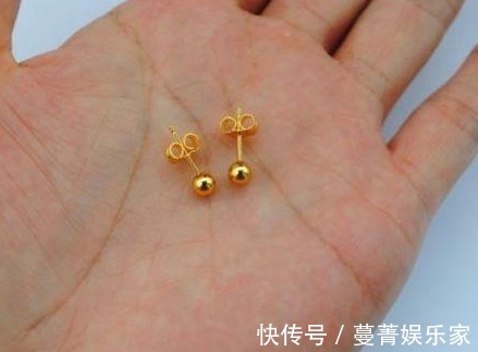 弯针@黄金耳钉是弯针的好,还是直针的好珠宝店老板说了“真心话”!