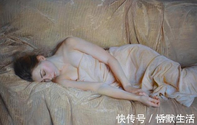 画展$49岁画家笔下的少女人体油画，展现出人体艺术的极限美感