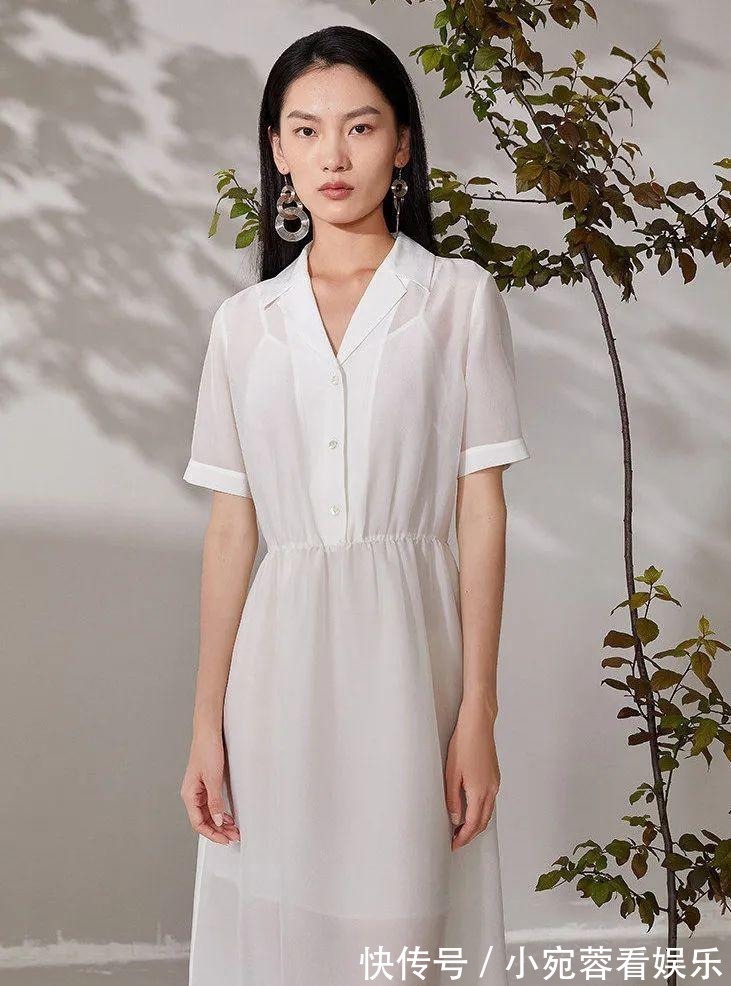 穿搭|女人穿“极简风”才是真高级,让你“看起来很贵”!