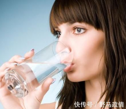 赘肉|强力燃脂减肚子赘肉,只需每天刮2下,就能轻松拥有迷人马甲线!