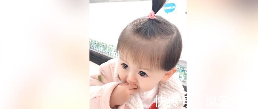 宝宝|宝宝太可爱了吧,一看到宝爸的照片,就喊着找爸爸