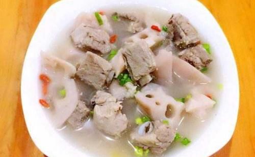 蓮藕和此物一起搭配，清新口氣，血管通暢無阻，常吃美白皮膚