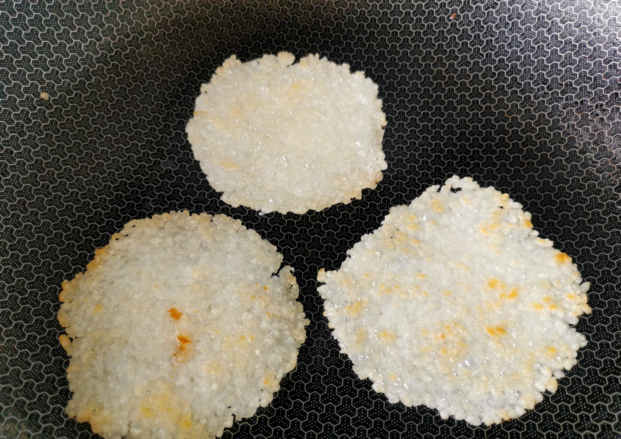 若愚|自从米饭此做法,孩子三天两头点名要吃,咯嘣儿脆,成本2块钱