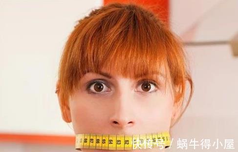 身体|女性迈入衰老时，多有6大表现，若1个不占，恭喜身体不错，能长寿