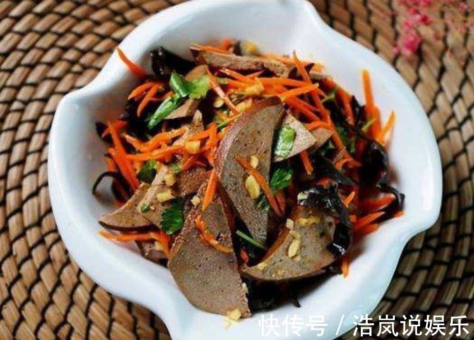 下酒菜|一道下酒菜,女性也要经常吃,面色红润,一斤吃三顿,超实惠!