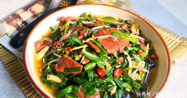 春天,多给家人吃这菜,简单炒一炒,补血补铁,营养美味对身体好