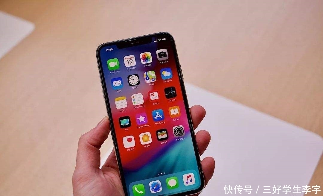 5g网络|苹果续航彻底崩了？iPhone12两个半小时掉电80%！副总裁给出回应