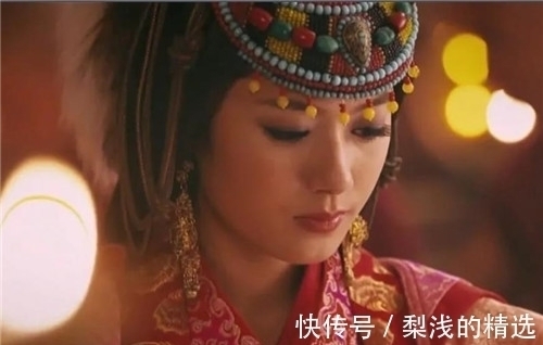 佛塔#西夏黑水城佛塔发现一具神秘女尸,已被囚禁700多年,她是何人?